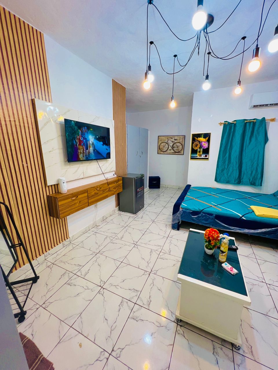 Chambre Résidence 5 Yopougon palais de justice carrefour petit marché