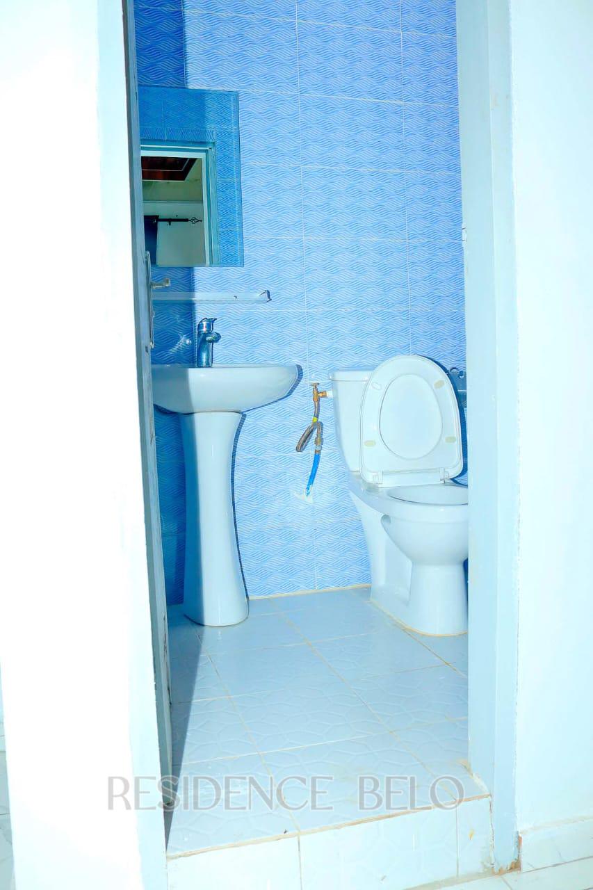 Chambre RESIDENCE MEUBLEEYOP PALAIS  HAUT STANDING AU 2e ETAGE