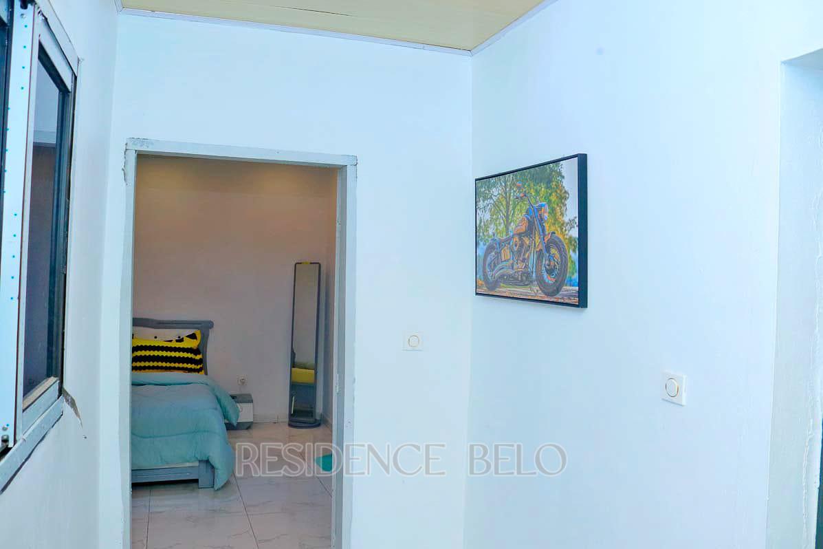 Chambre RESIDENCE MEUBLEE YOP PALAIS HAUT STANDING 2e étage