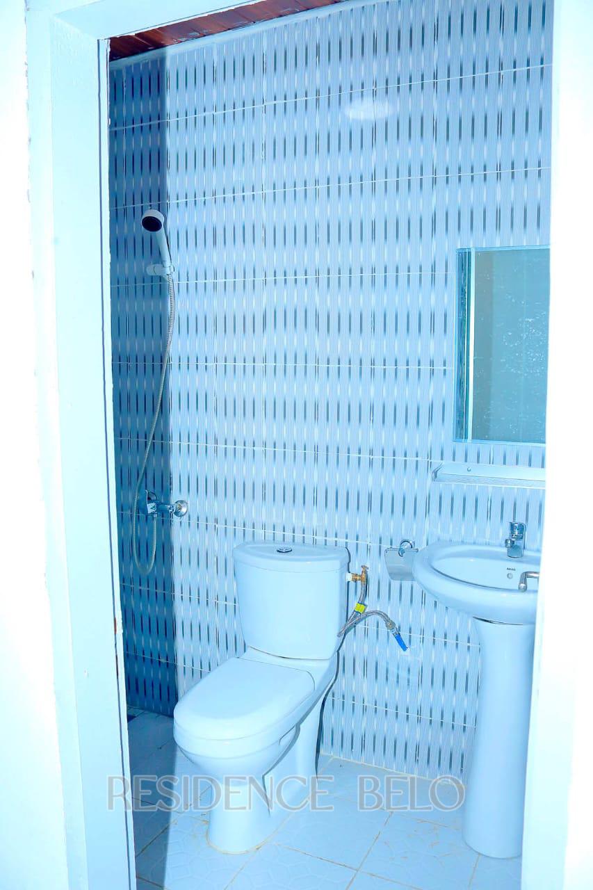 Chambre RESIDENCE MEUBLEE YOP PALAIS HAUT STANDING 2e étage